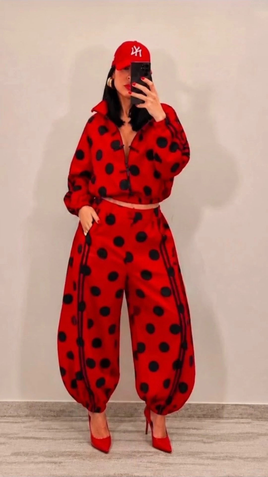 Set polka rojo