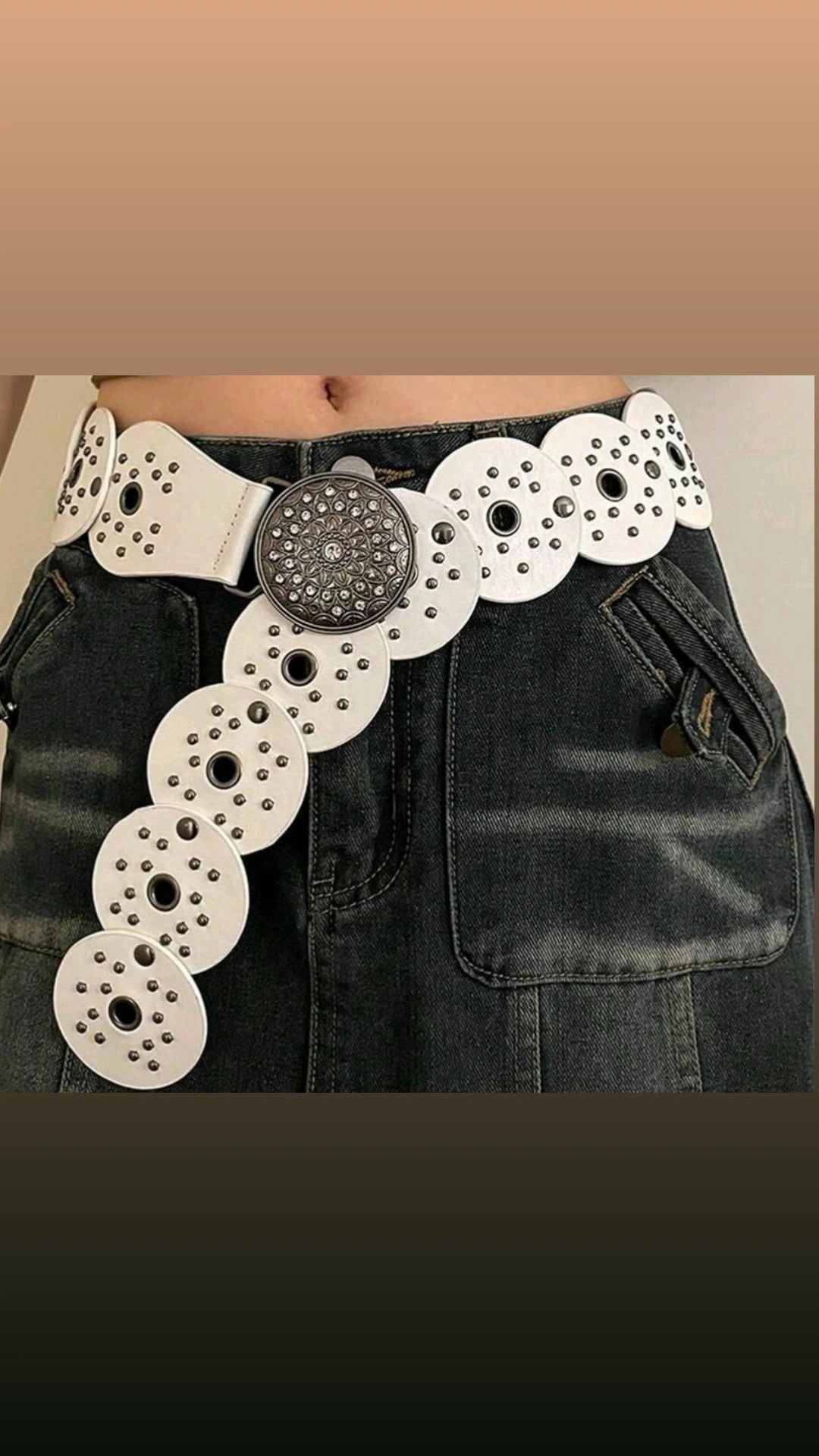 Cinturón blanco con plata