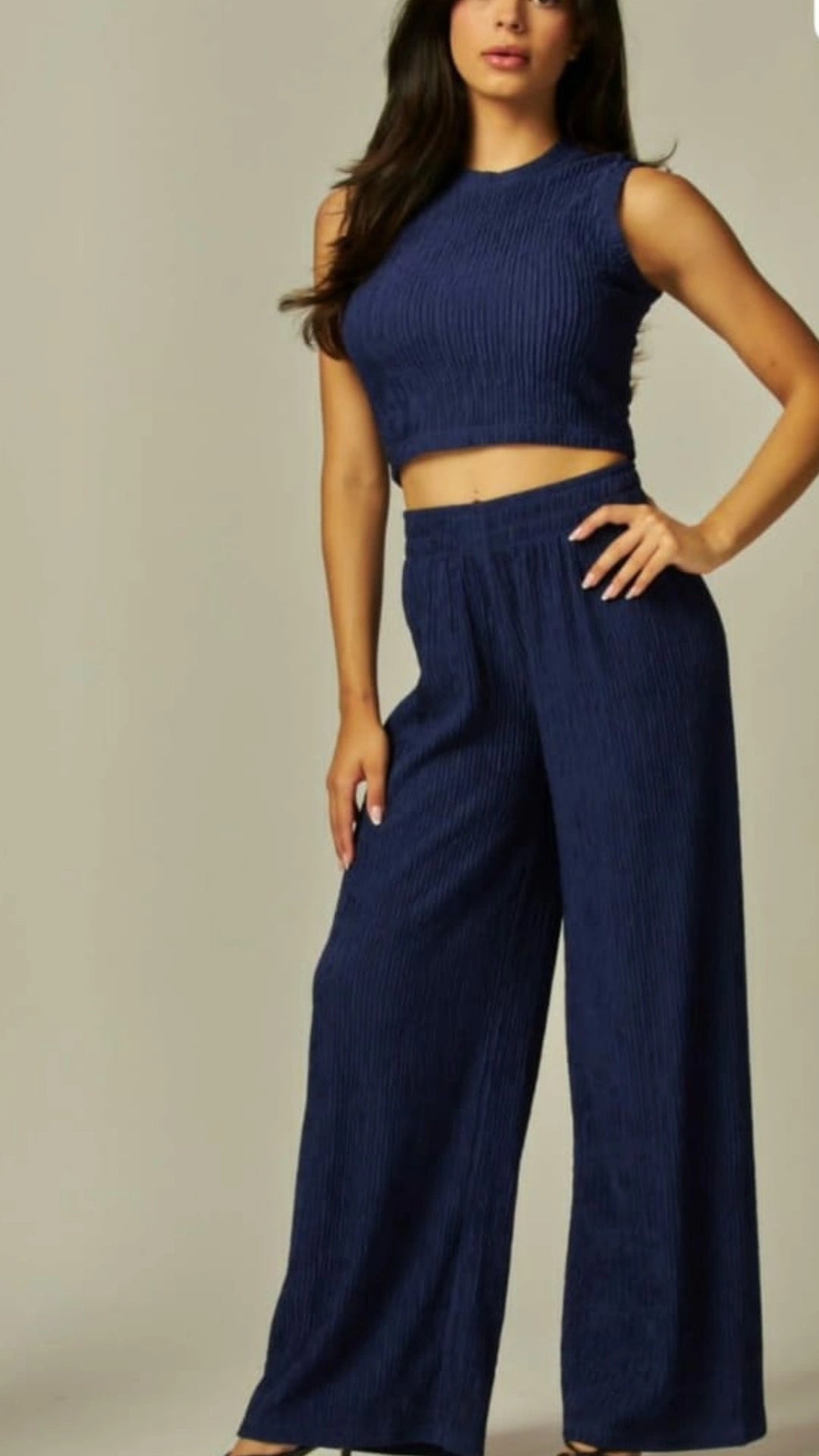 Set pantalón crop azul marino