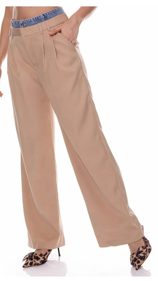 Pantalón vestir beige pretina denim