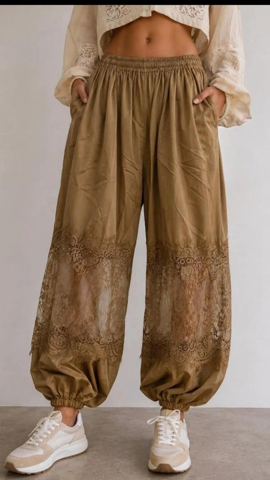 Pantalón con panel de encaje tonos marrón