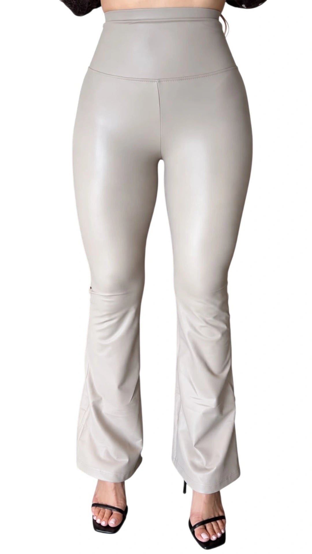 Leggin marfil vinipiel