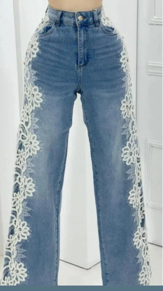 Jeans con encaje