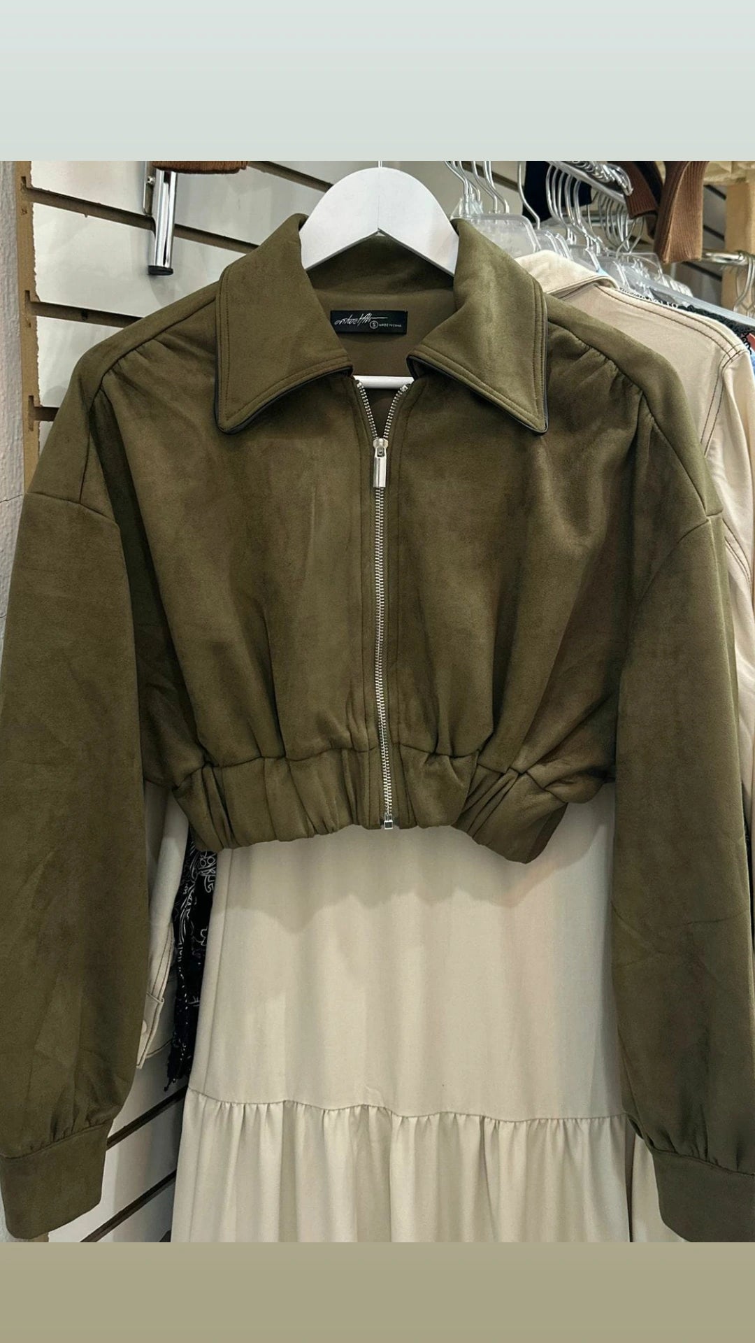 Chamarra Suede verde olivo