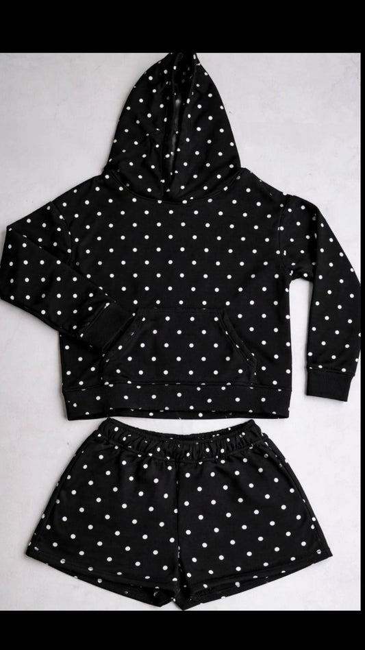 Set short y sudadera lunares