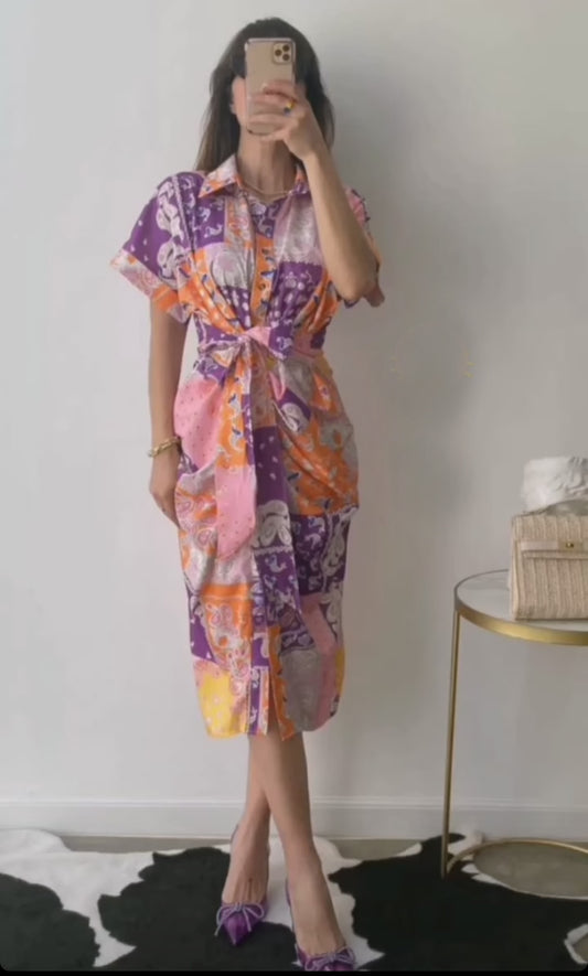 Vestido drapeado estampado patchwork tonos lila